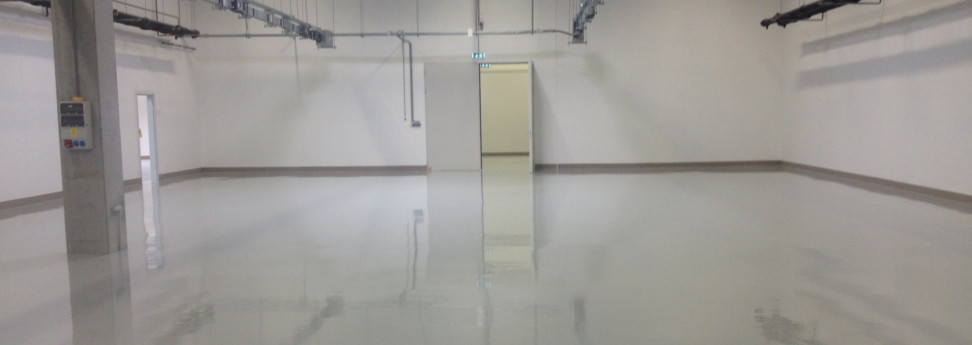 Műgyanta padló raktárcsarnokokba