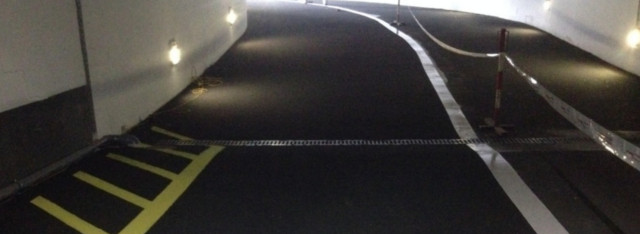 Műgyanta padló rámpákhoz és felhajtókhoz